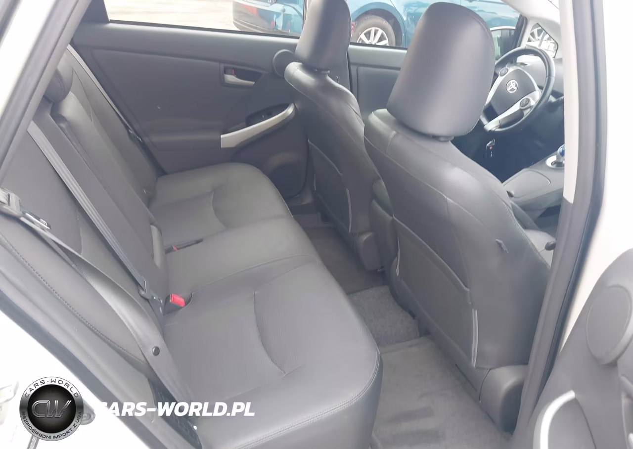 2011 Toyota Prius Four VIN:JTDKN3DU3B5313557 - 8