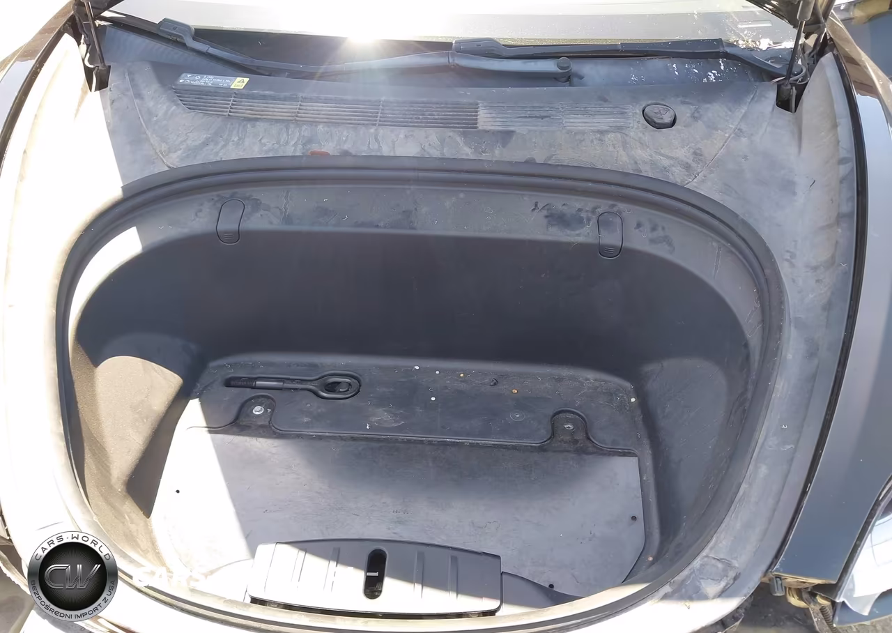 2018 Tesla Model 3 Long Range-Mid Range VIN:5YJ3E1EAXJF056519 - 10