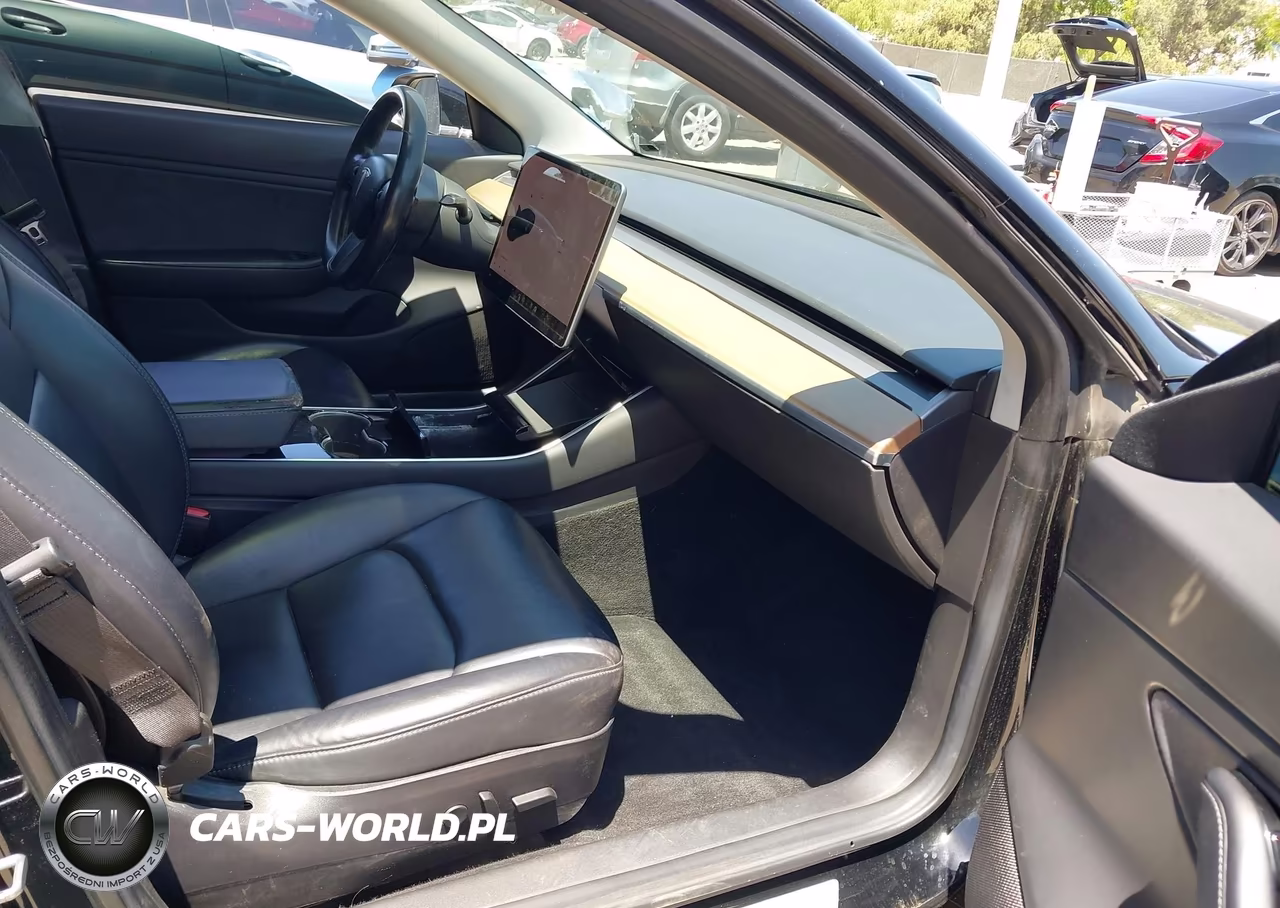 2018 Tesla Model 3 Long Range-Mid Range VIN:5YJ3E1EAXJF056519 - 5
