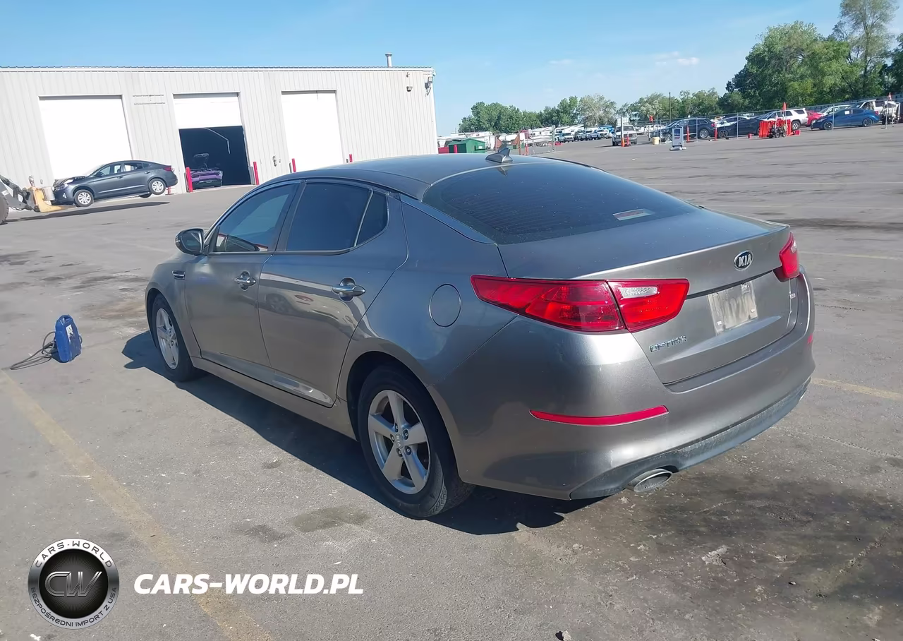 2015 Kia Optima Lx VIN:5XXGM4A77FG450113 - 3