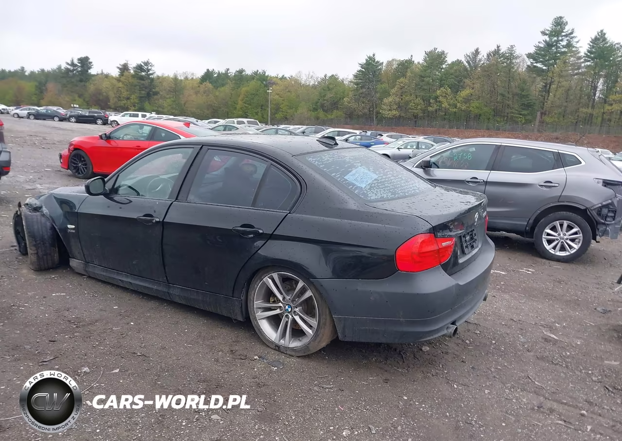 2011 BMW 335I xDrive VIN:WBAPL5G57BNN22812 - 3