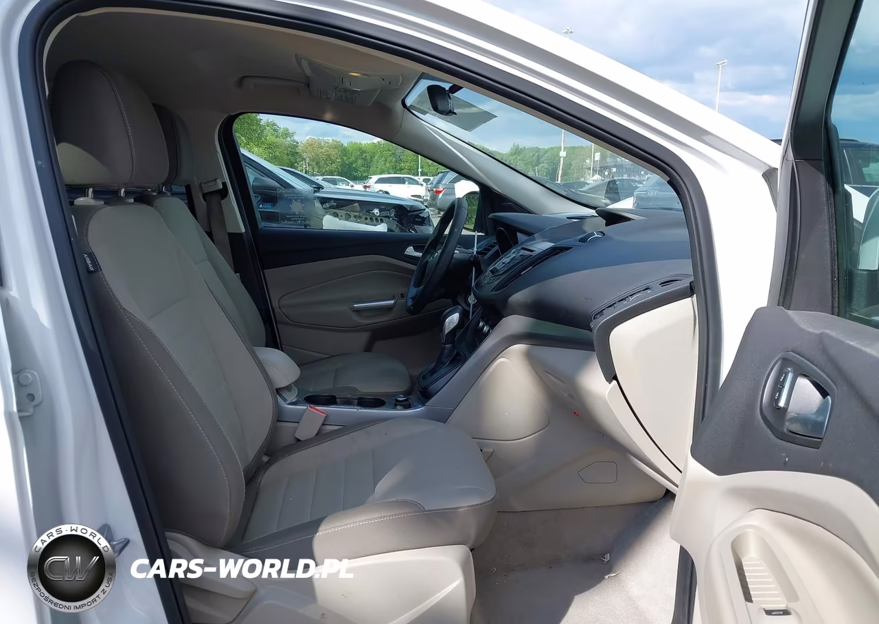 2016 Ford Escape Se VIN:1FMCU0GXXGUC13900 - 5