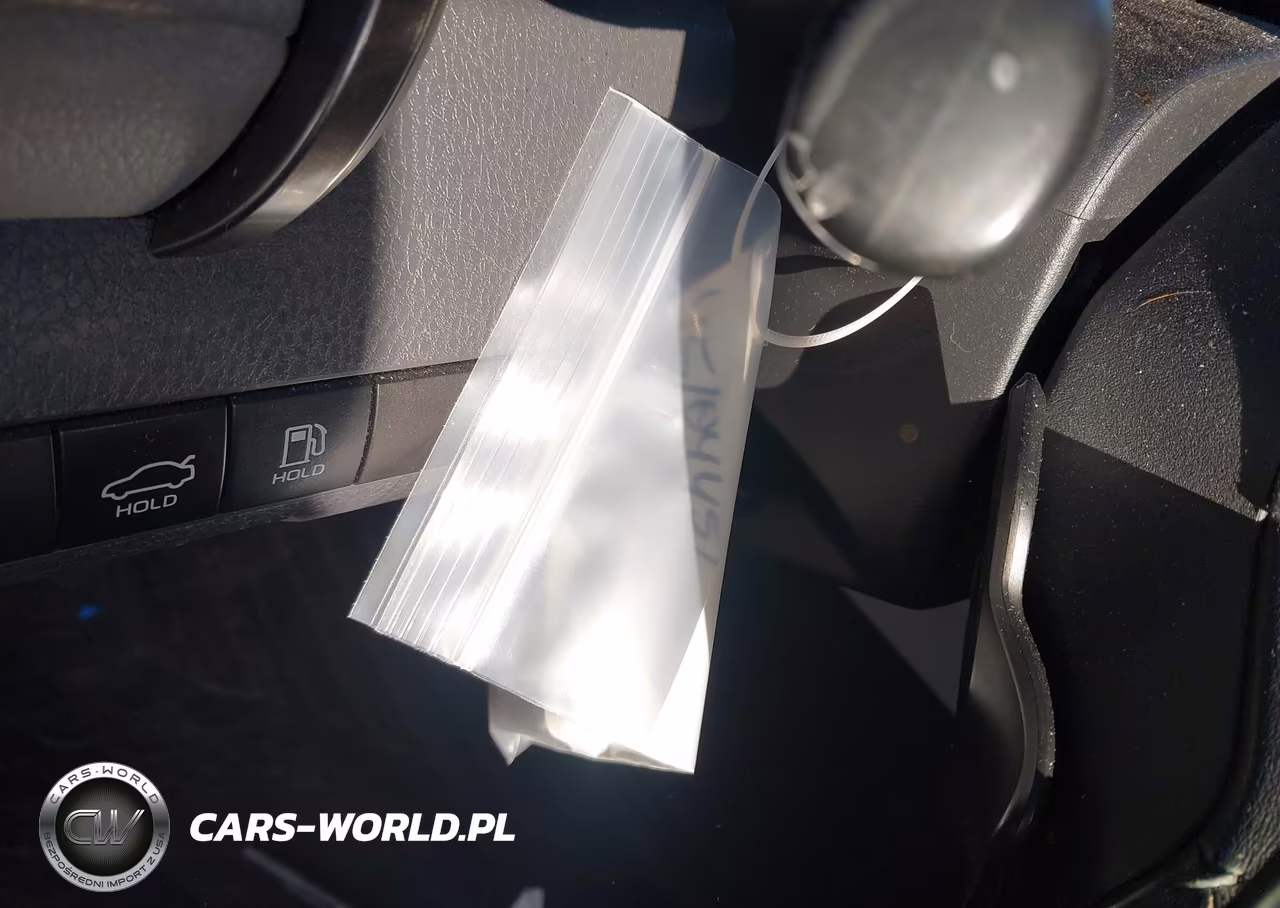2019 Toyota Camry Se VIN:4T1B11HKXKU229911 - 18