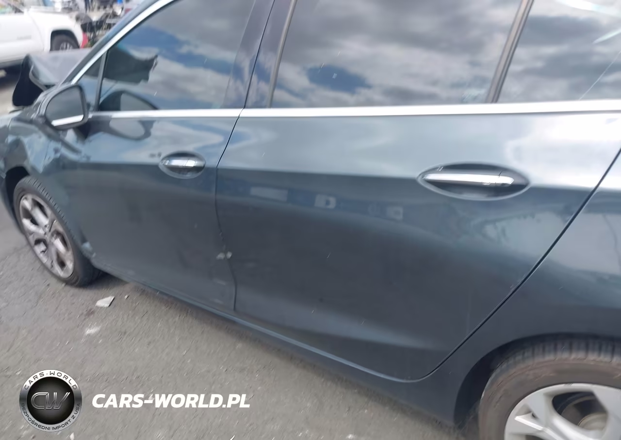 2017 Chevrolet Cruze Premier Auto VIN:3G1BF5SMXHS517470 - 15
