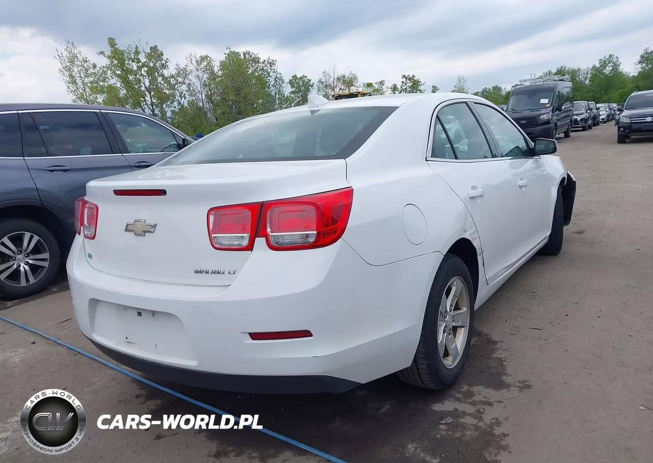 2015 Chevrolet Malibu 1Lt VIN:1G11C5SL3FU100801 - 4