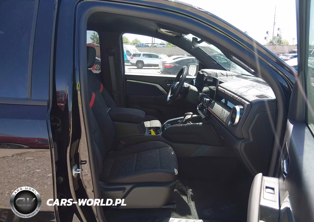 2026 Chevrolet Colorado Z71, 4Wd VIN:1GCPTDEK4T1189399 - 5
