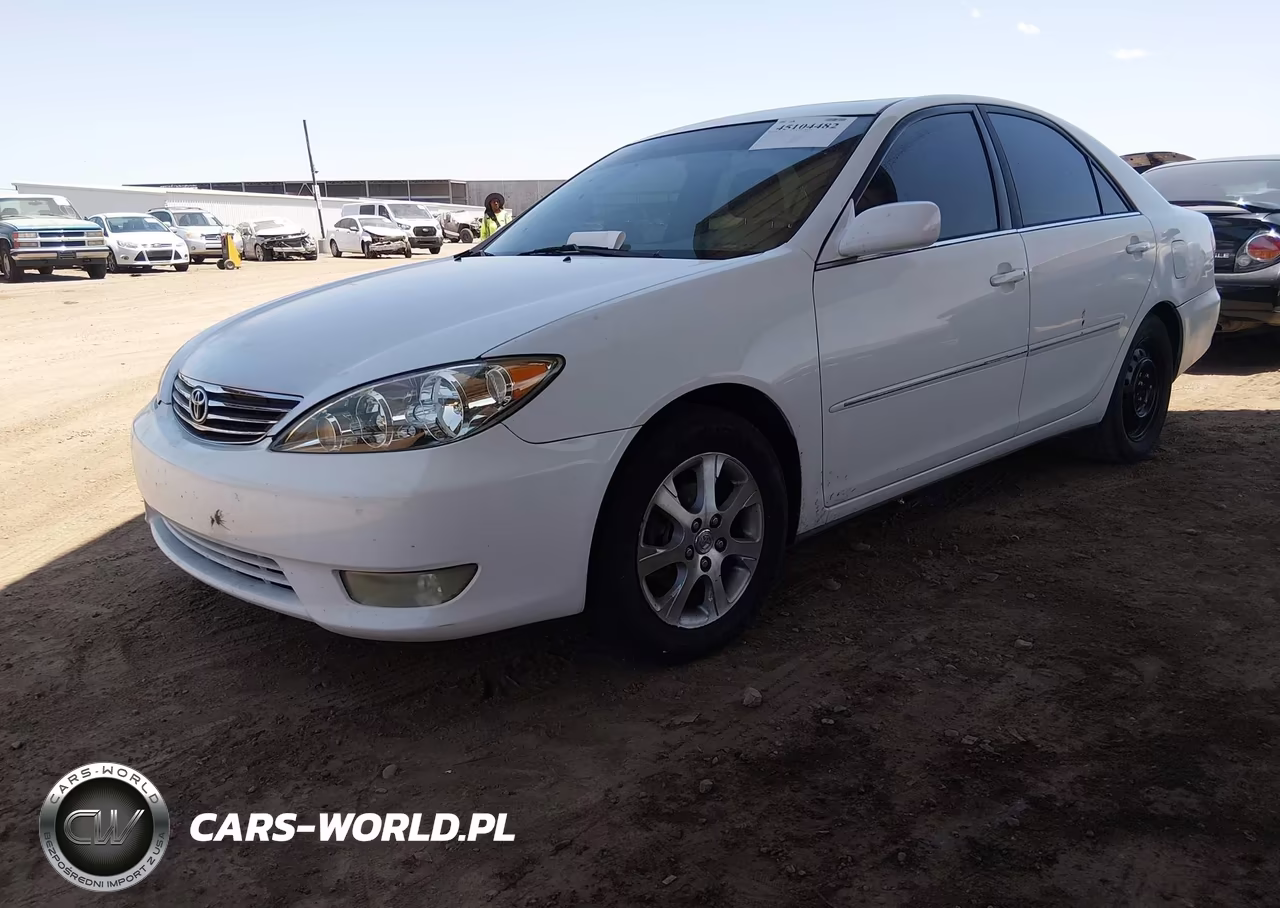 2005 Toyota Camry Xle VIN:4T1BE30K05U570833 - 2