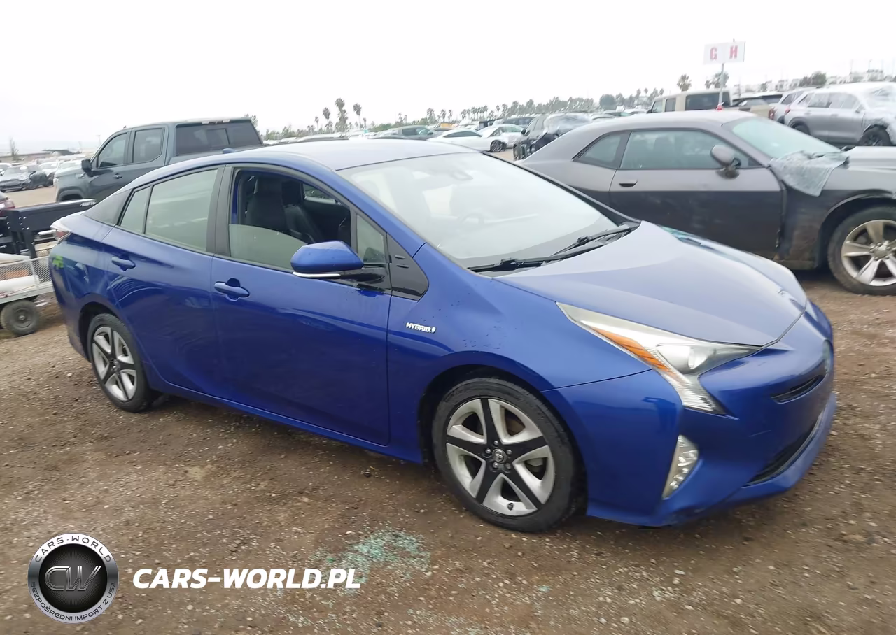 2016 Toyota Prius Three Touring