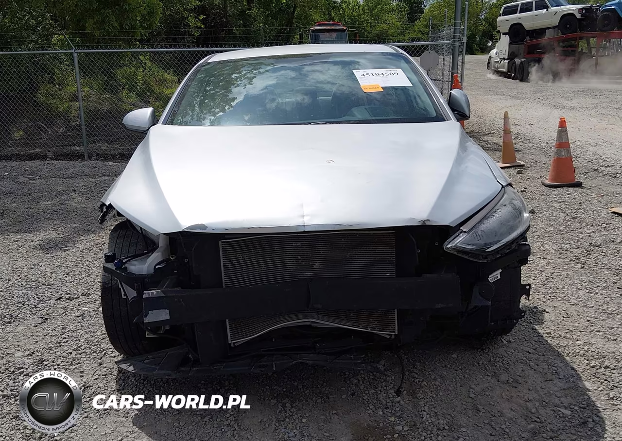 2018 Hyundai Elantra Sel VIN:5NPD84LF2JH270787 - 13