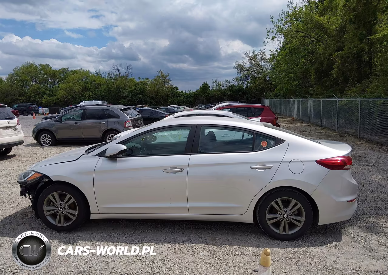 2018 Hyundai Elantra Sel VIN:5NPD84LF2JH270787 - 15