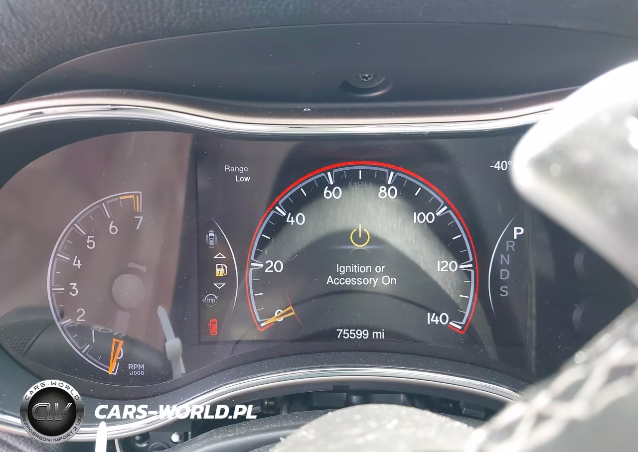 2015 Jeep Grand Cherokee Overland VIN:1C4RJECG2FC113403 - 16