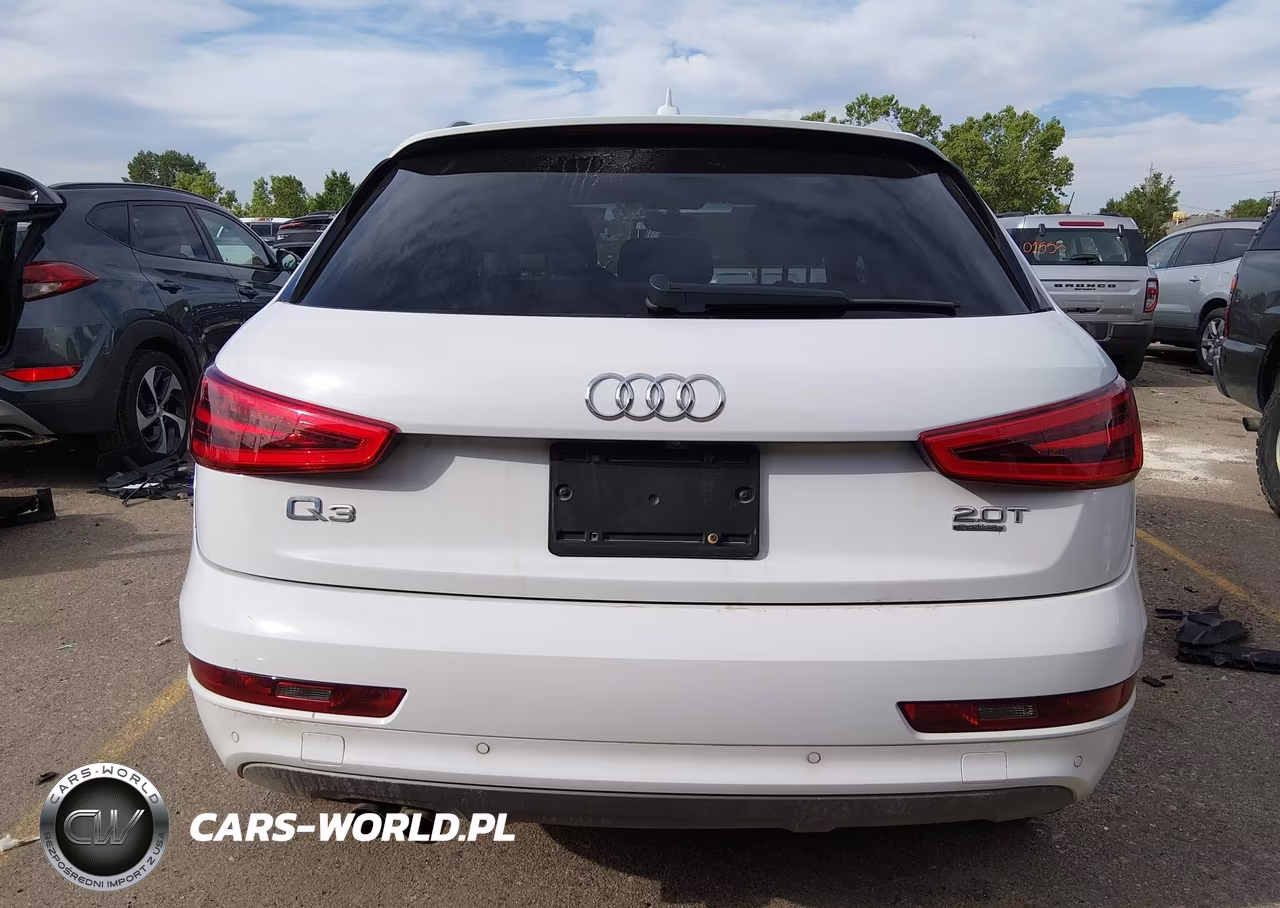 2015 Audi Q3 2.0T Premium Plus VIN:WA1GFCFSXFR011996 - 17