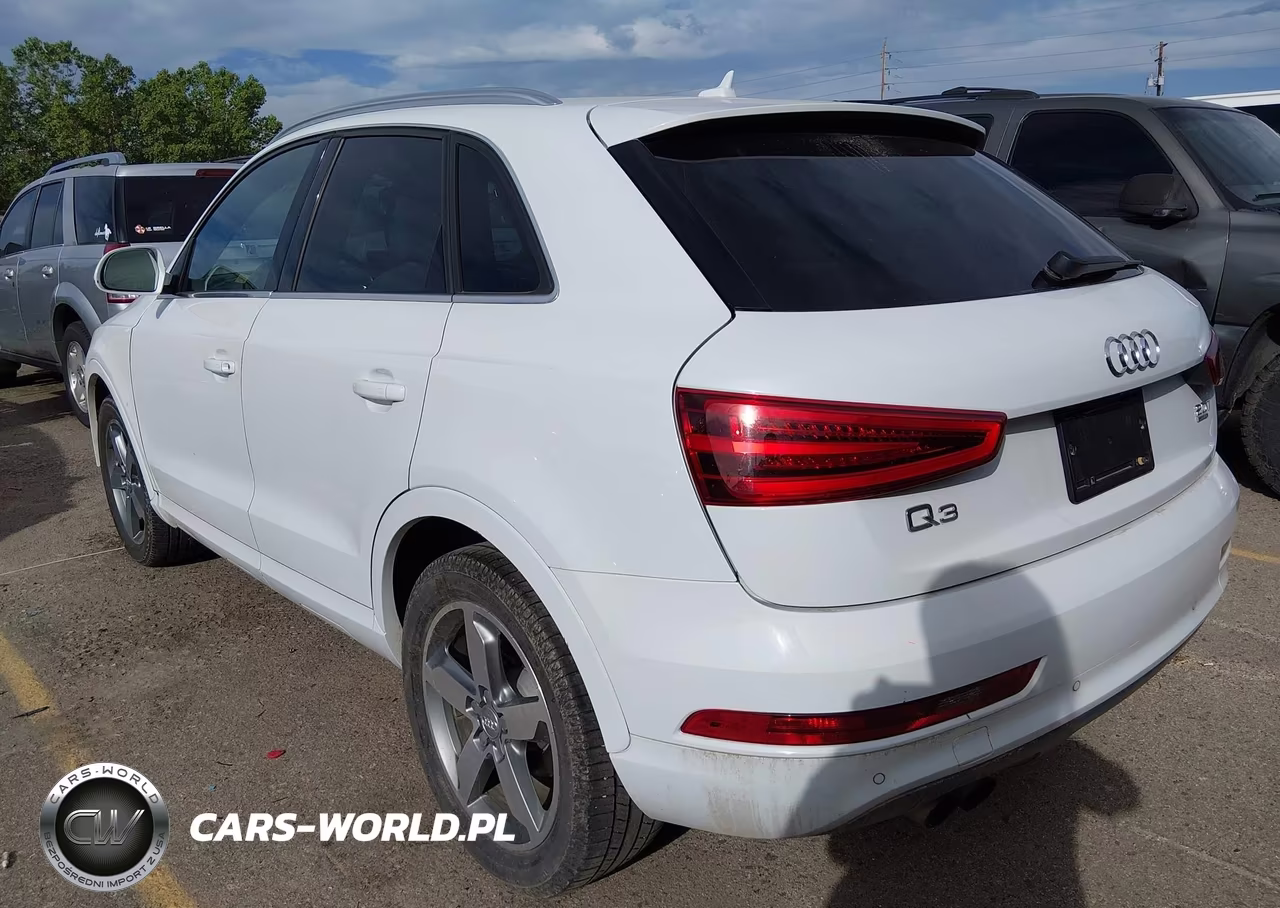 2015 Audi Q3 2.0T Premium Plus VIN:WA1GFCFSXFR011996 - 3