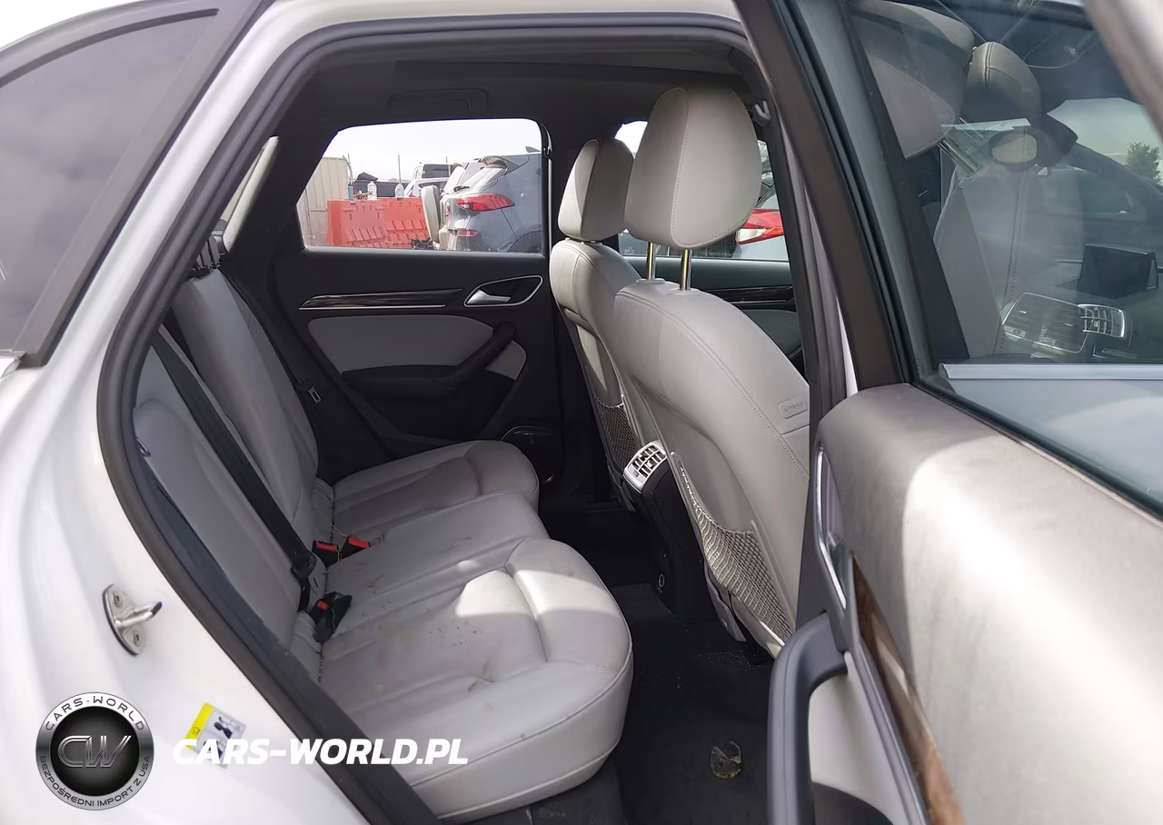 2015 Audi Q3 2.0T Premium Plus VIN:WA1GFCFSXFR011996 - 8