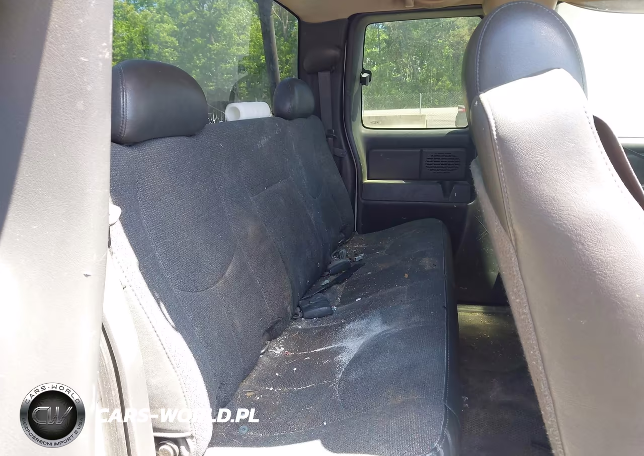 2005 Chevrolet Silverado 1500 Work Truck VIN:1GCEK19Z55Z226271 - 8