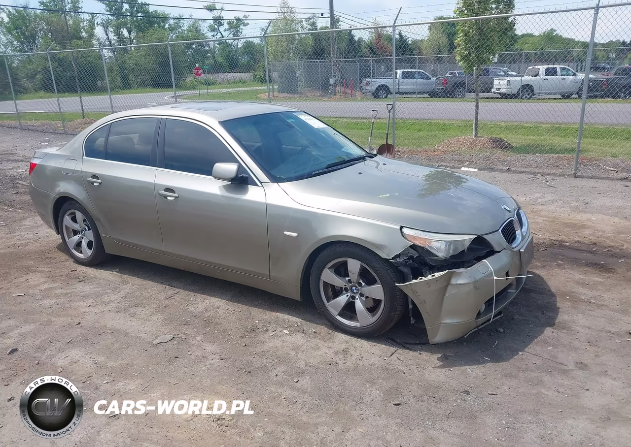 2006 BMW 525I