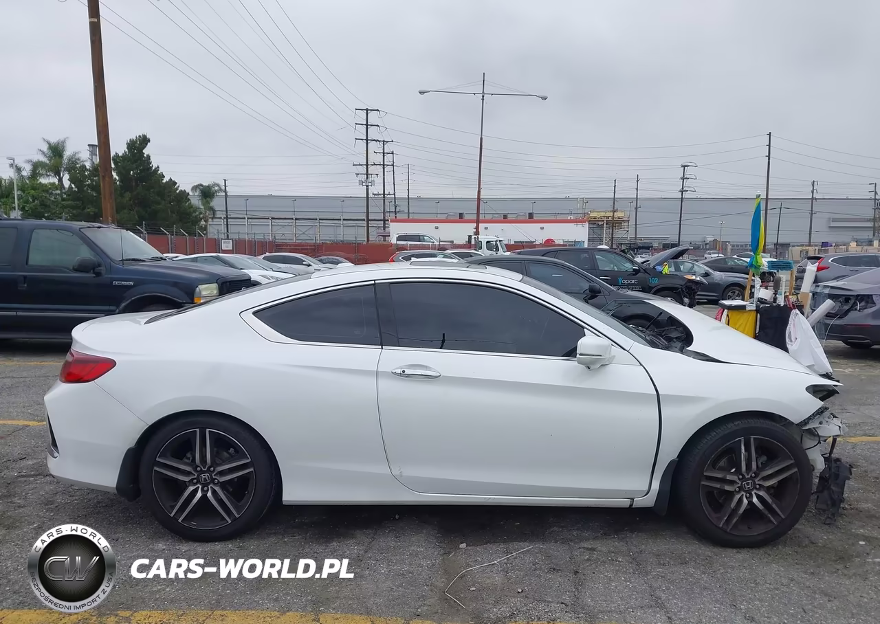 2016 Honda Accord Touring VIN:1HGCT2B05GA005262 - 14