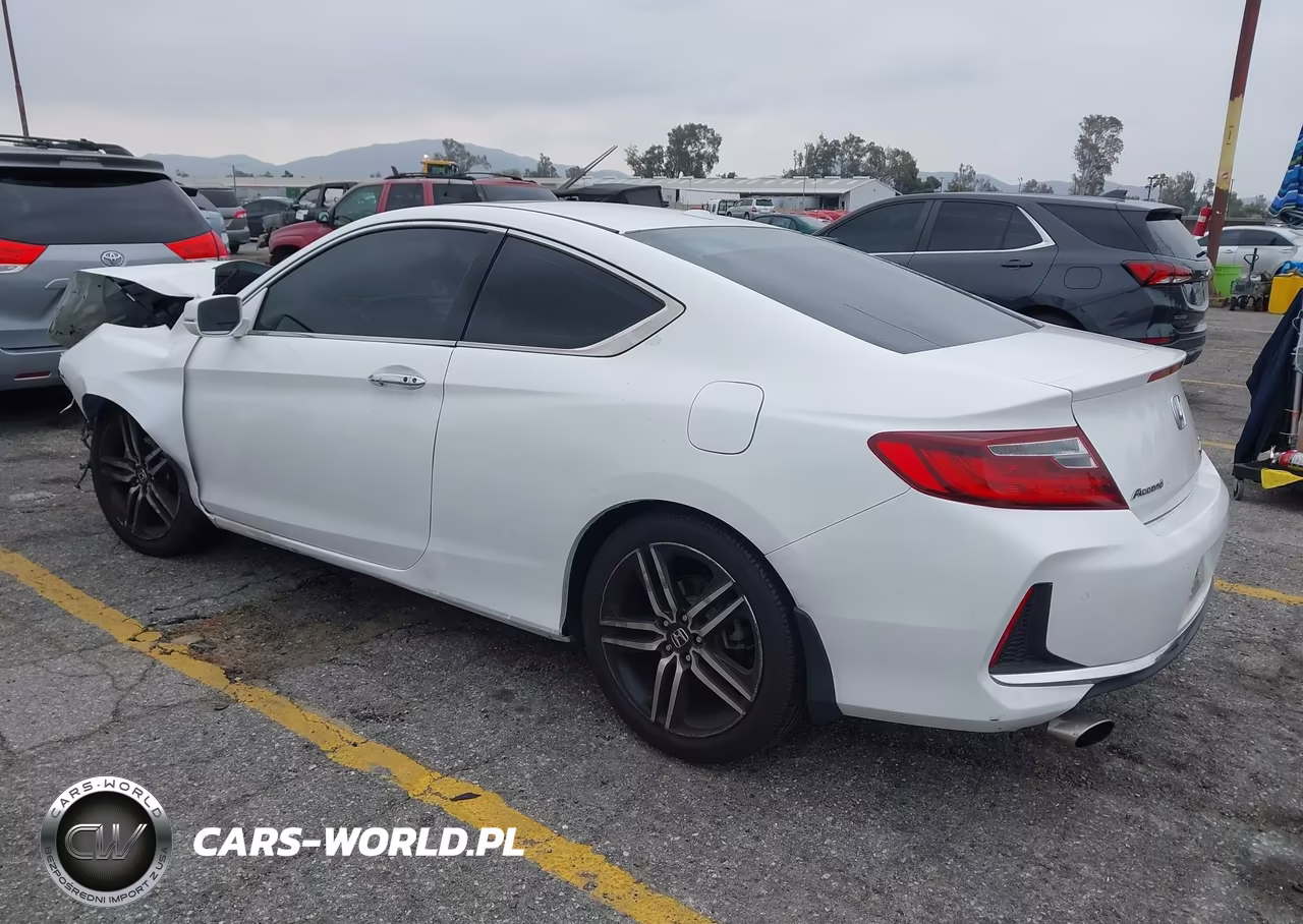2016 Honda Accord Touring VIN:1HGCT2B05GA005262 - 3