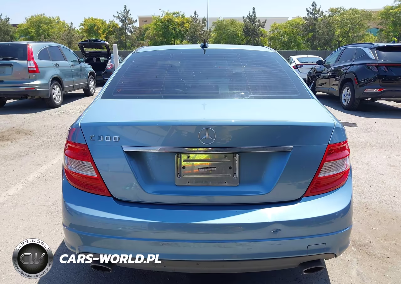 2011 Mercedes-Benz C 300 Sport VIN:WDDGF5EB6BR153099 - 17
