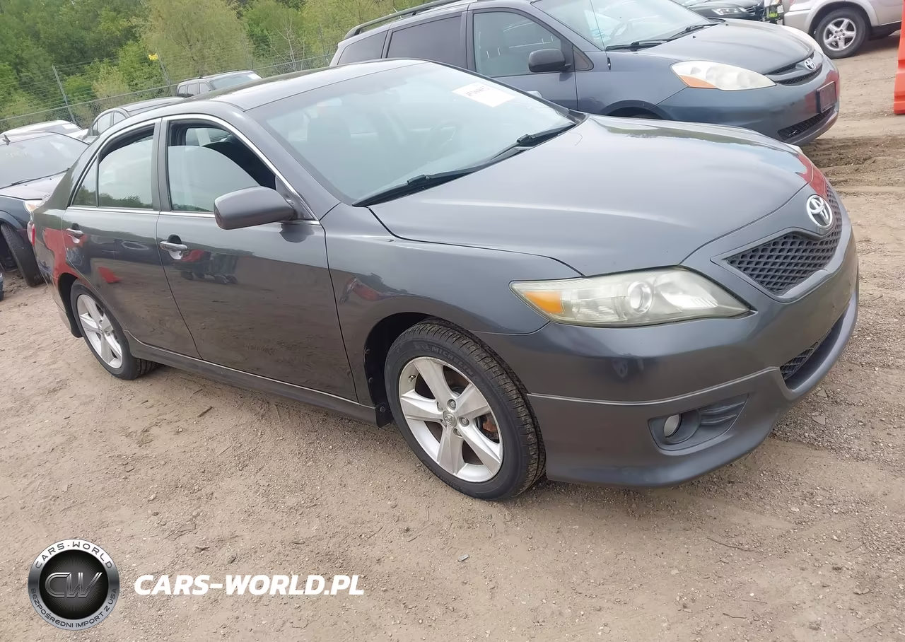 Główne zdjęcie 2010 Toyota Camry Se