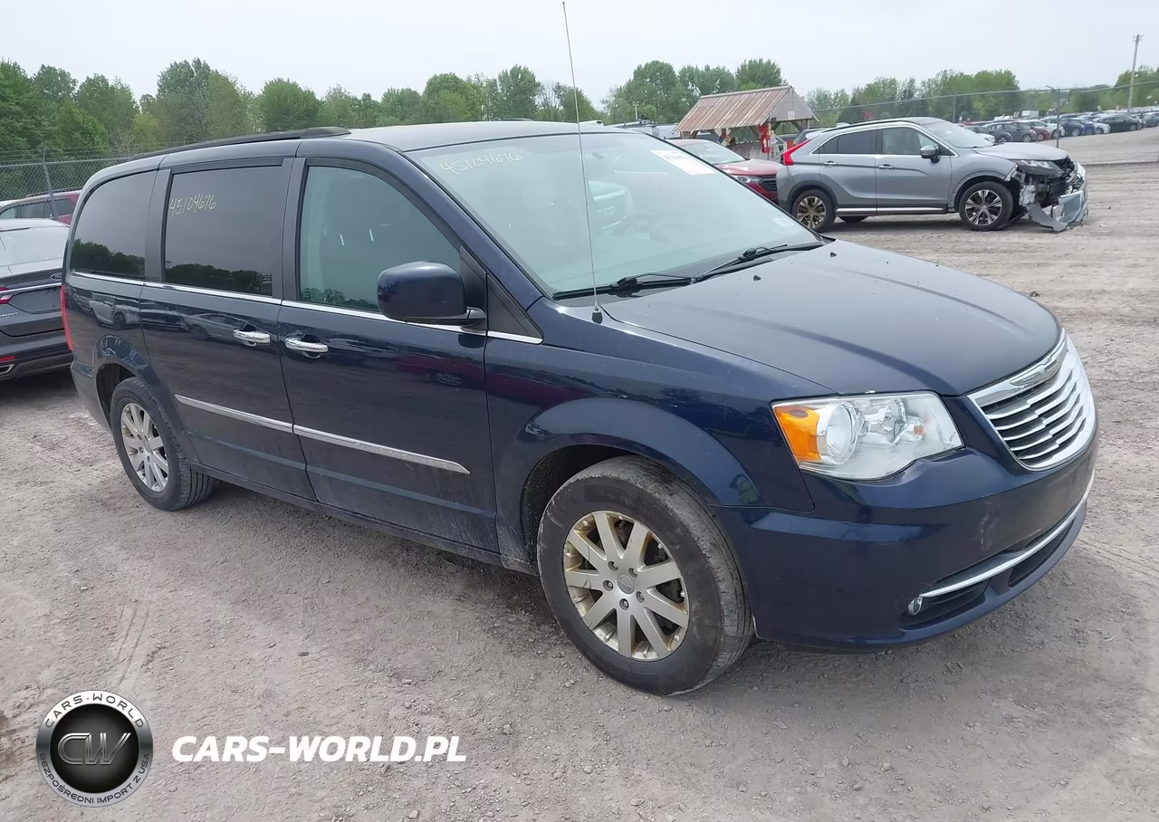 2015 Chrysler Town & Country Touring – zdjęcie 1 z 14