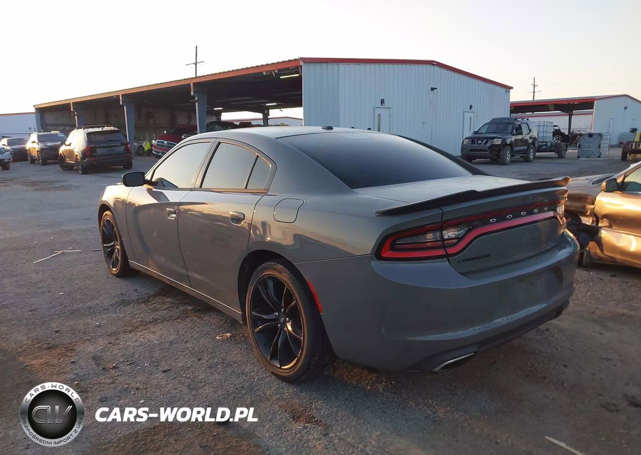 2018 Dodge Charger Sxt Rwd VIN:2C3CDXBG2JH150889 - 3