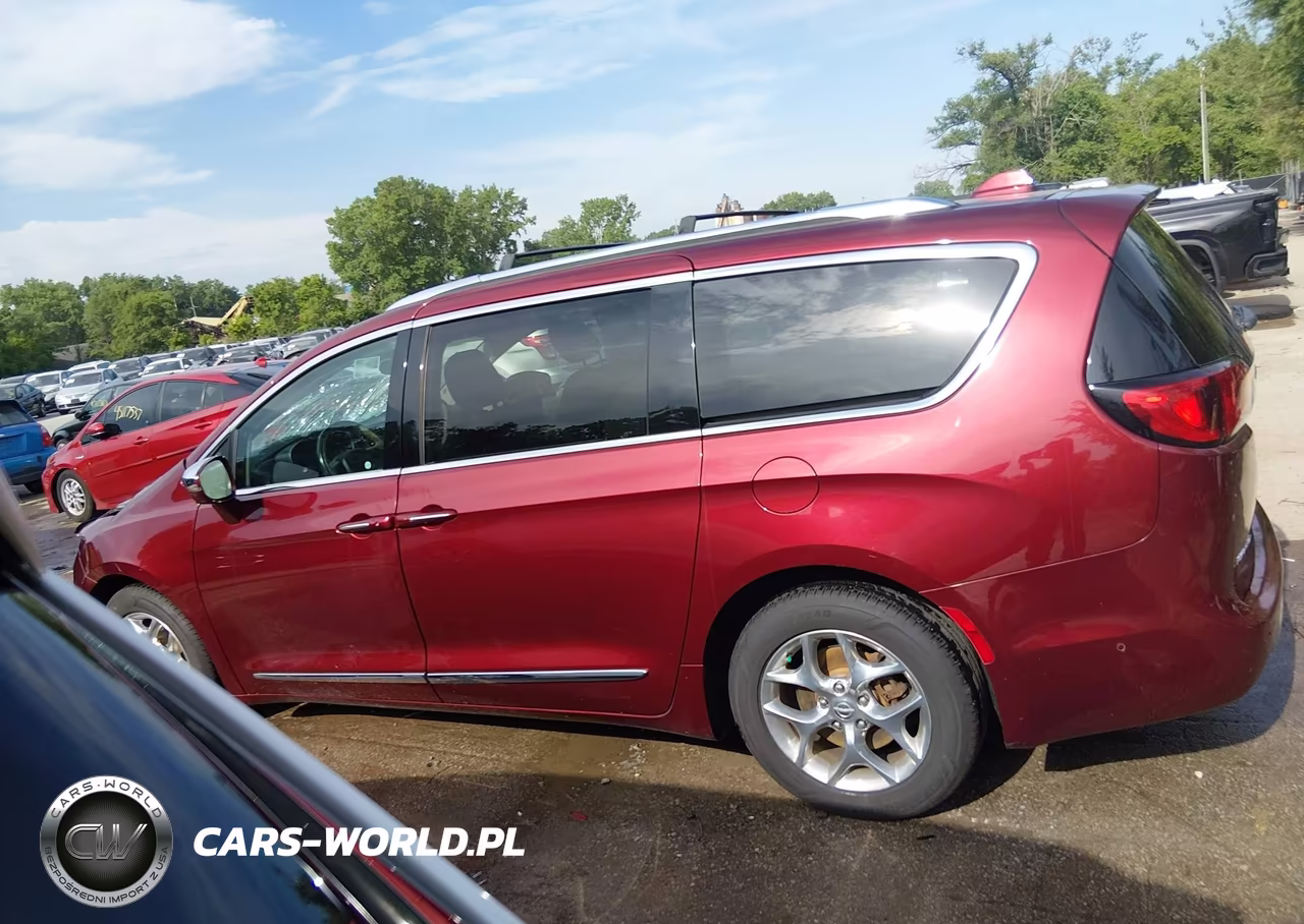 2019 Chrysler Pacifica Limited VIN:2C4RC1GG1KR549187 - 14
