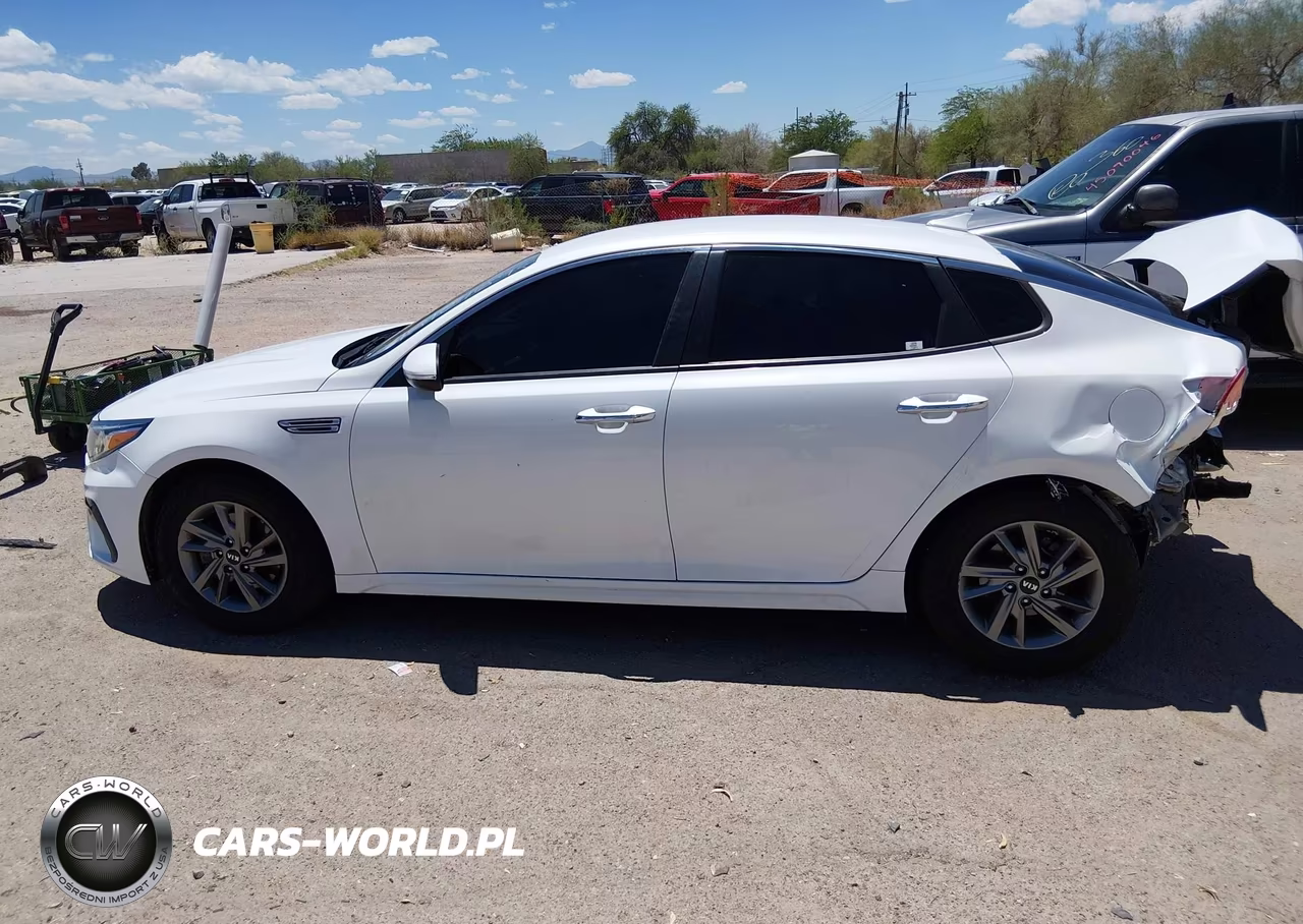 2020 Kia Optima Lx VIN:5XXGT4L35LG391975 - 14