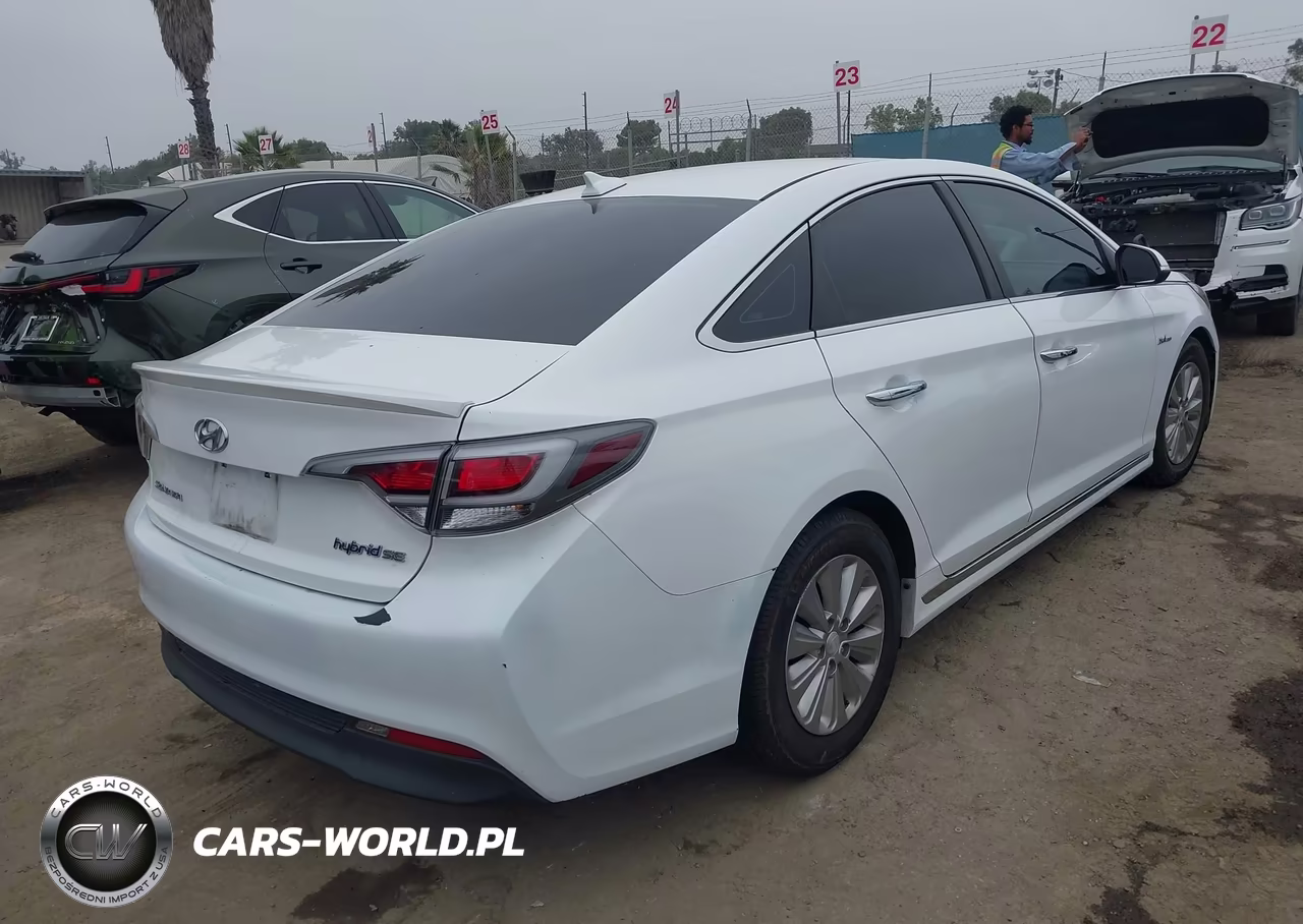 2017 Hyundai Sonata Hybrid Se VIN:KMHE24L16HA059230 - 4
