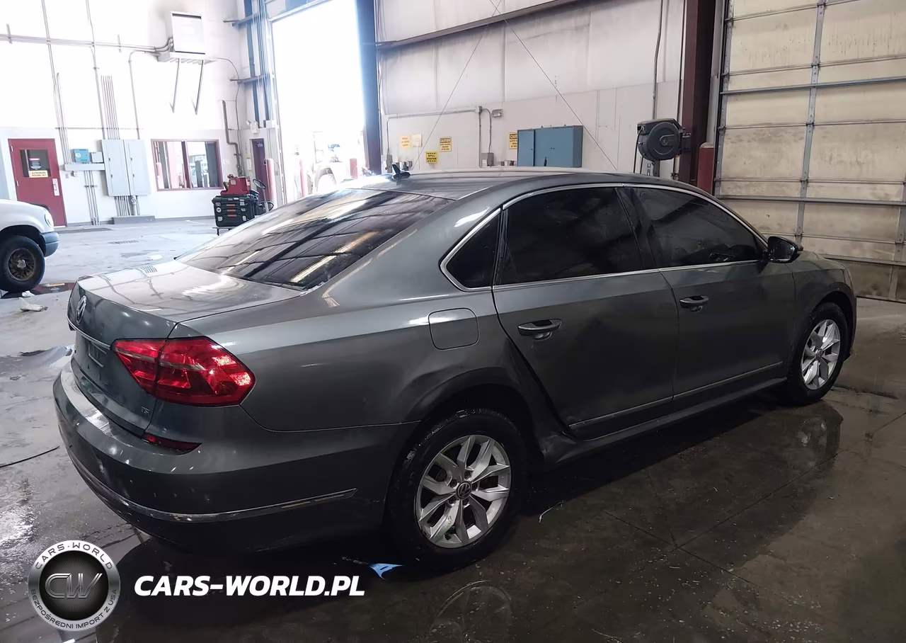 2016 Volkswagen Passat 1.8T S VIN:1VWAT7A37GC045164 - 4