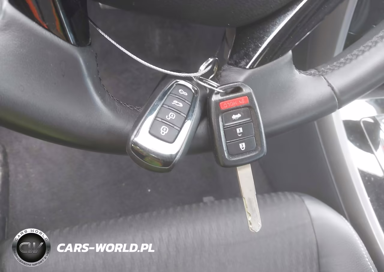 2016 Honda Accord Sport VIN:1HGCR2F5XGA178019 - 11