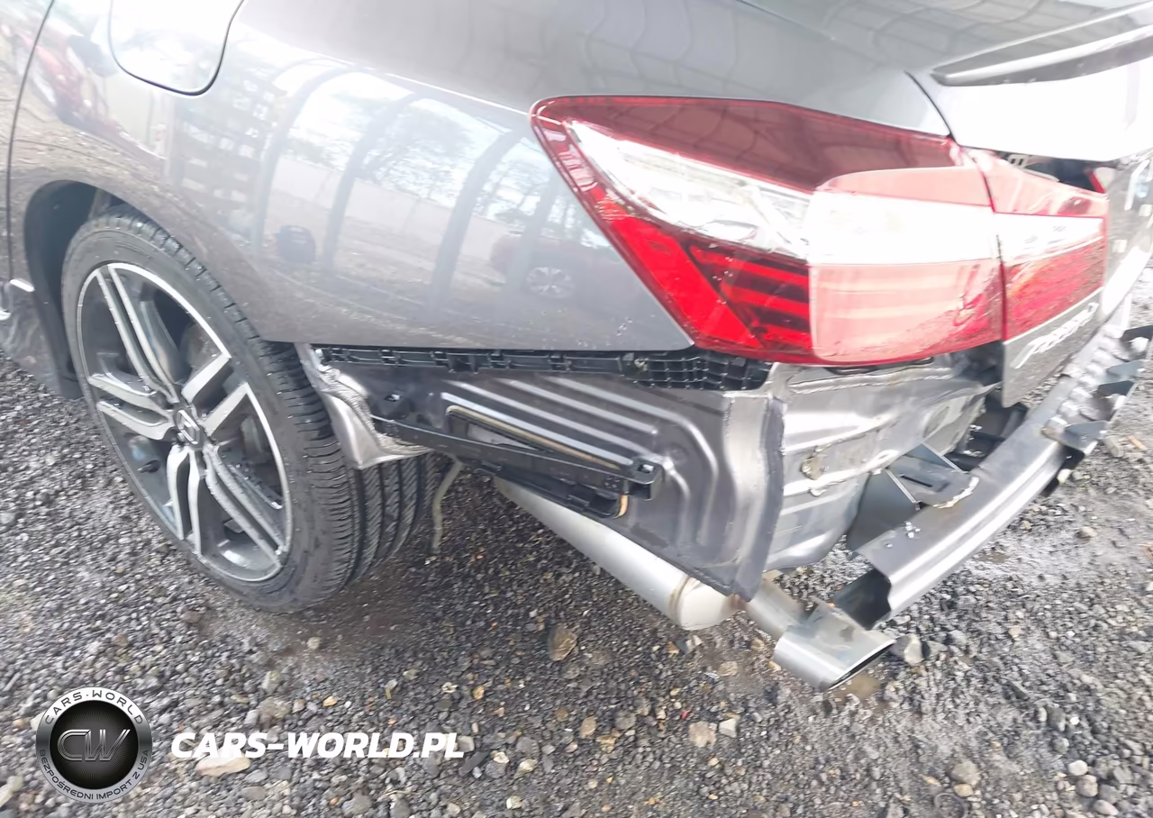 2016 Honda Accord Sport VIN:1HGCR2F5XGA178019 - 19