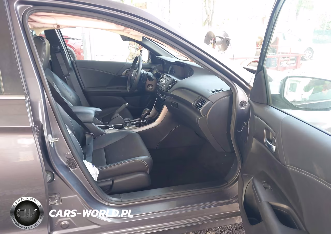 2016 Honda Accord Sport VIN:1HGCR2F5XGA178019 - 5