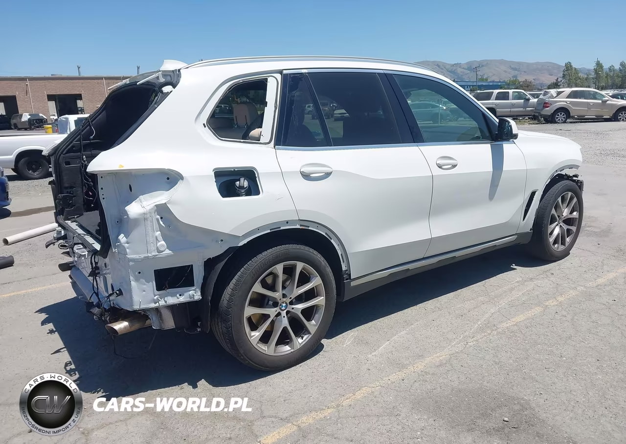 2022 BMW X5 xDrive40I VIN:5UXCR6C02N9N09817 - 4