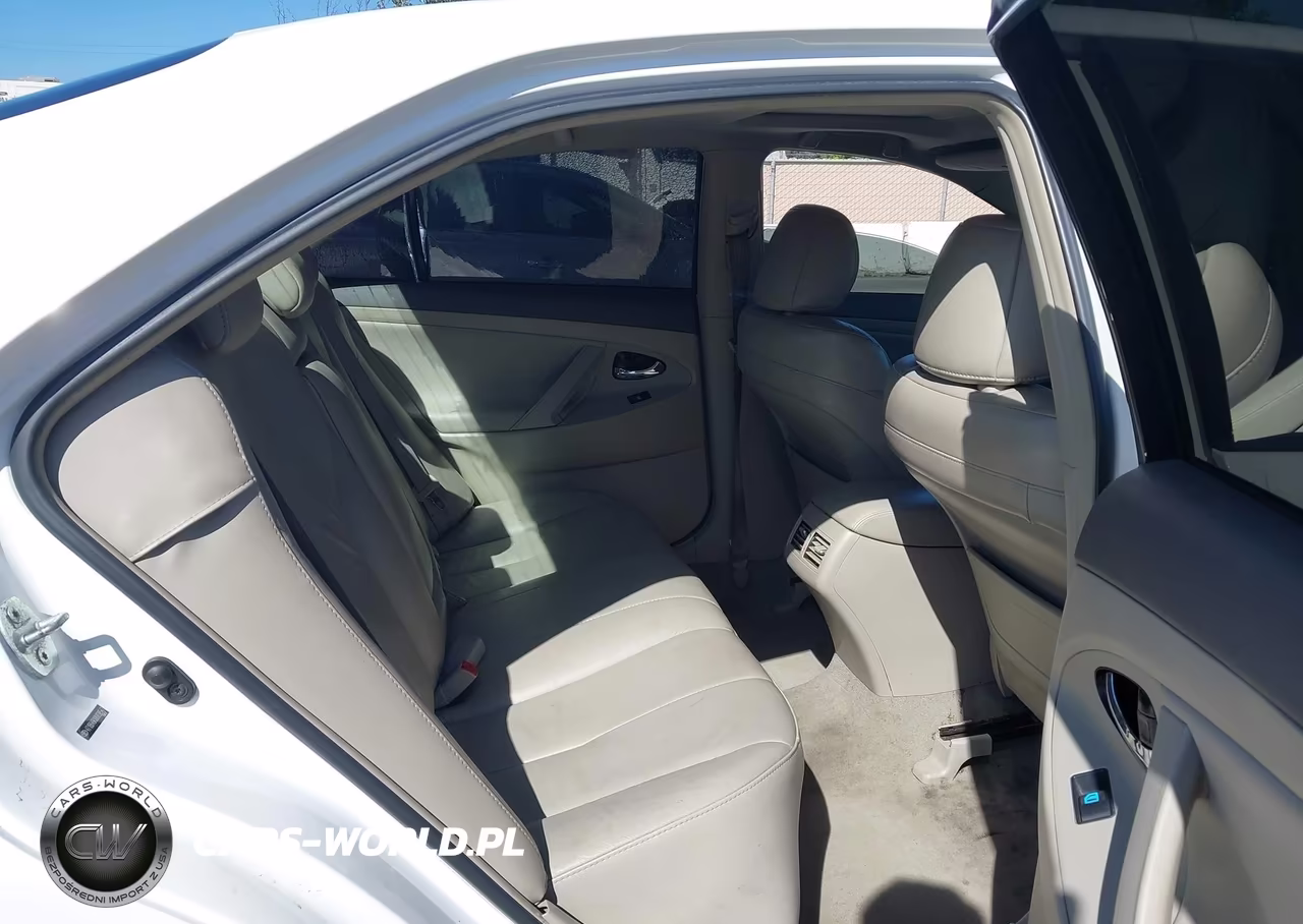 2008 Toyota Camry Hybrid VIN:4T1BB46KX8U038547 - 8