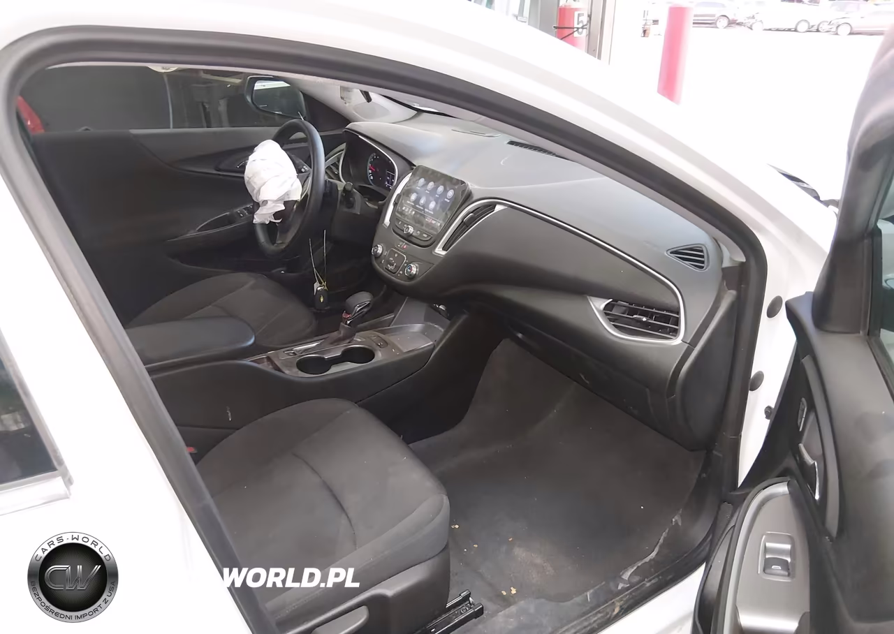 2024 Chevrolet Malibu Fwd Rs VIN:1G1ZG5ST4RF158531 - 5