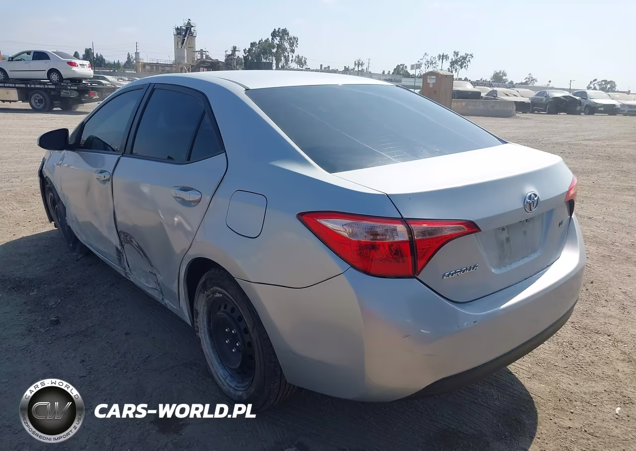 2019 Toyota Corolla Le VIN:5YFBURHE4KP890173 - 3