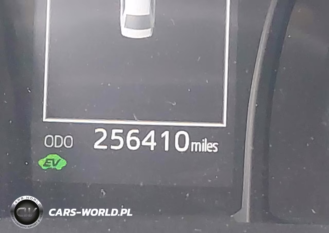 2020 Toyota Camry Le Hybrid VIN:4T1C31AK0LU011731 - 16