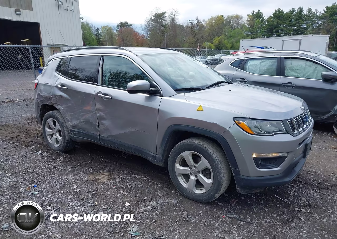 2019 Jeep Compass Latitude 4X4 – zdjęcie 1 z 16