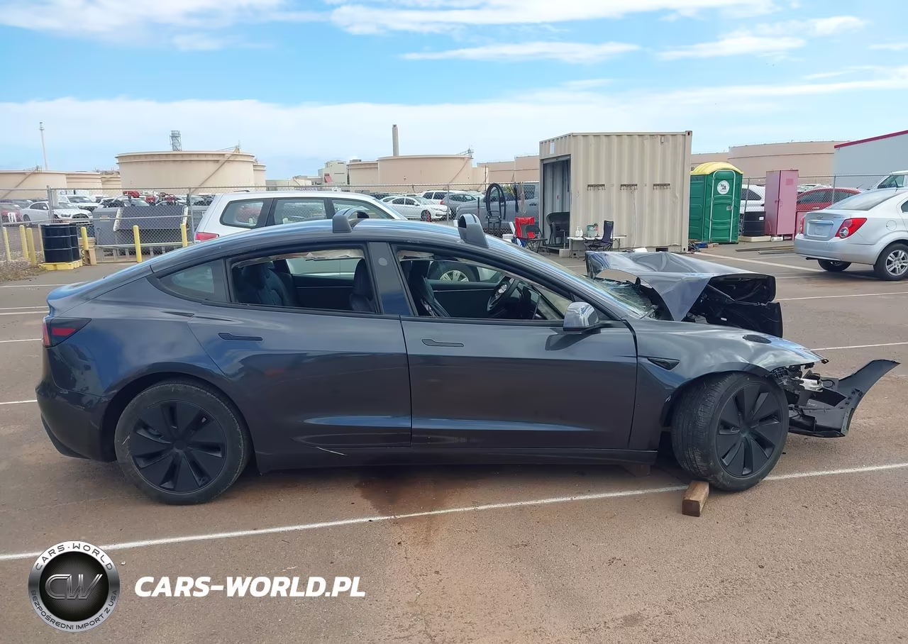2024 Tesla Model 3 Long Range Dual Motor All-Wheel Drive-Rear-Wheel Drive VIN:5YJ3E1EA7RF725602 - 13