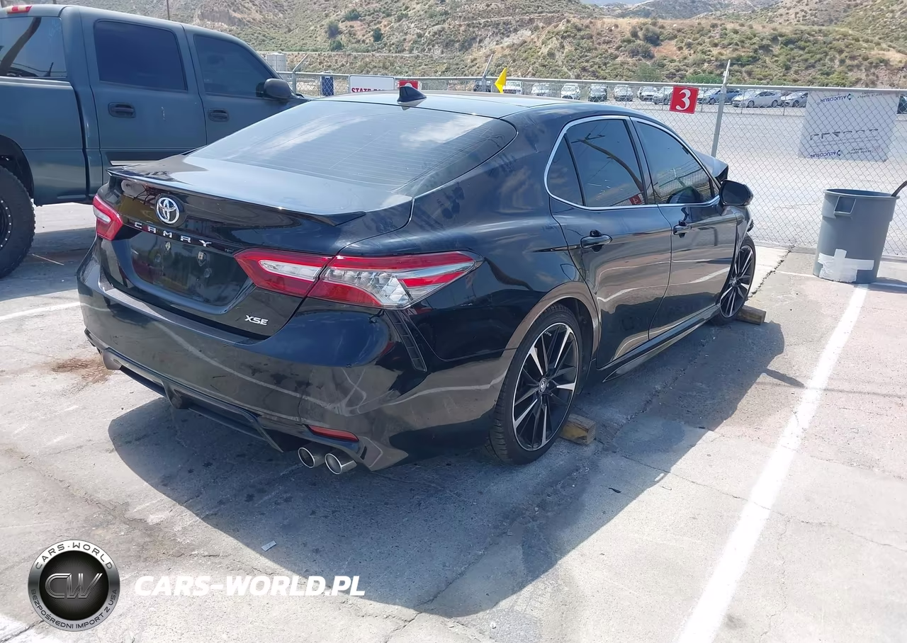 2019 Toyota Camry Xse V6 VIN:4T1BZ1HK6KU031304 - 4