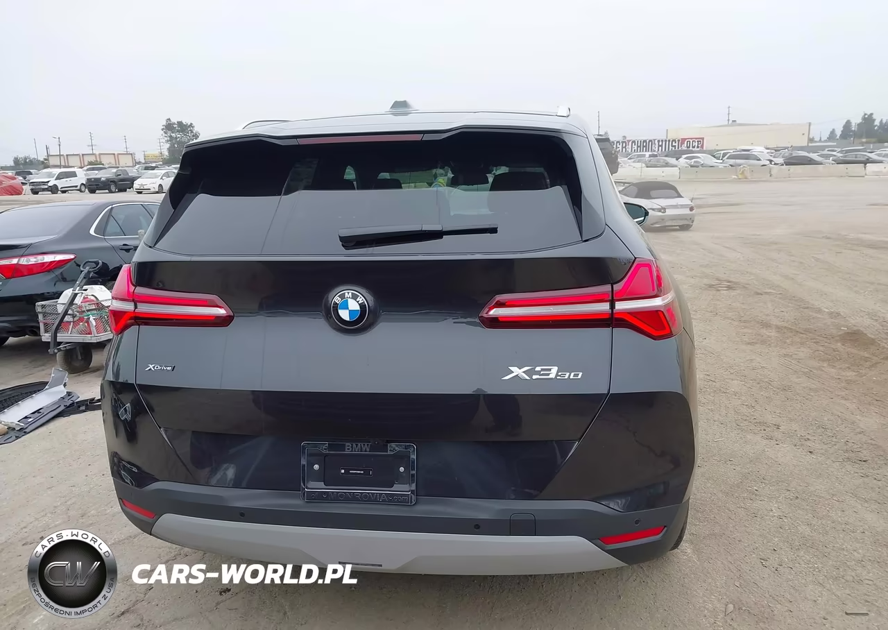 2025 BMW X3 30 xDrive VIN:5UX53GP07S9021422 - 17
