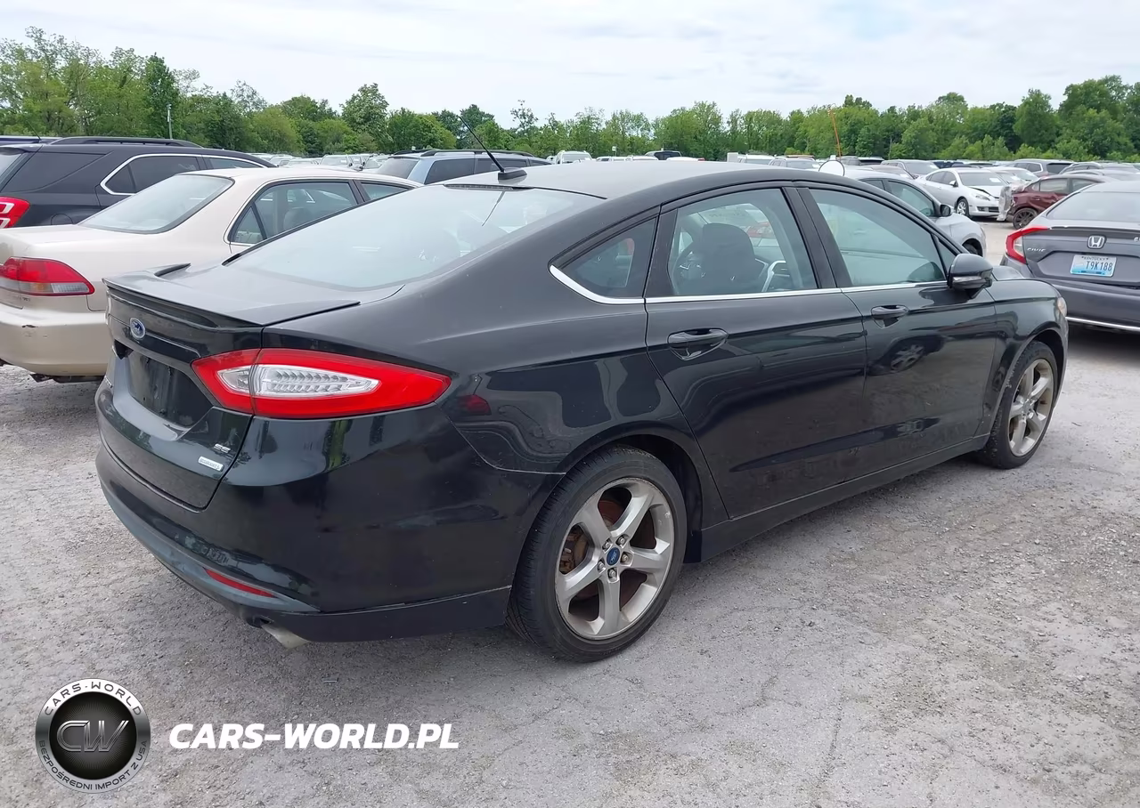 2013 Ford Fusion Se VIN:3FA6P0HR8DR111870 - 4