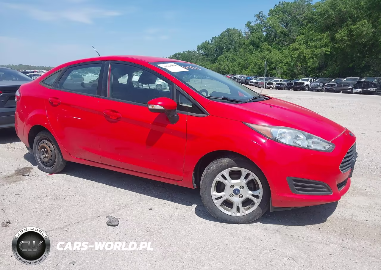 Główne zdjęcie 2015 Ford Fiesta Se