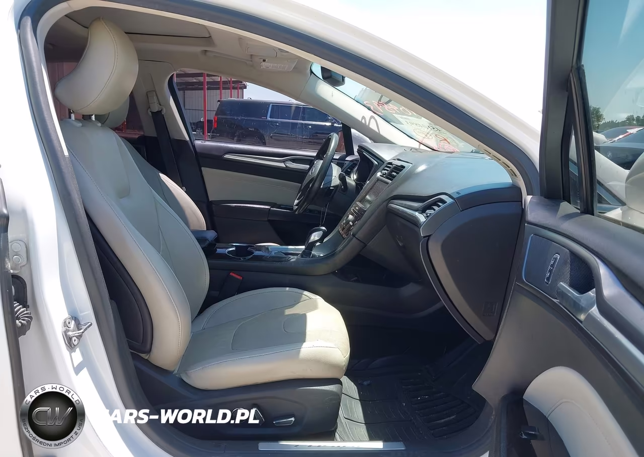 2016 Ford Fusion Titanium VIN:3FA6P0K91GR207241 - 5