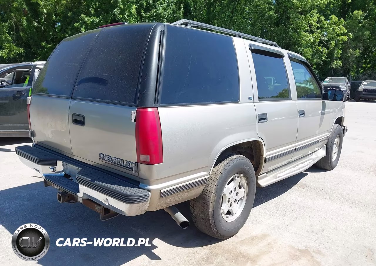 1999 Chevrolet Tahoe Ls VIN:1GNEK13R1XJ498396 - 4