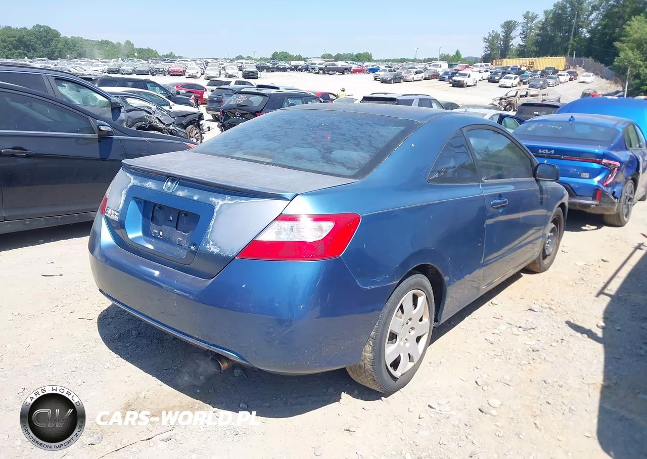 2008 Honda Civic Lx VIN:2HGFG126X8H531647 - 4
