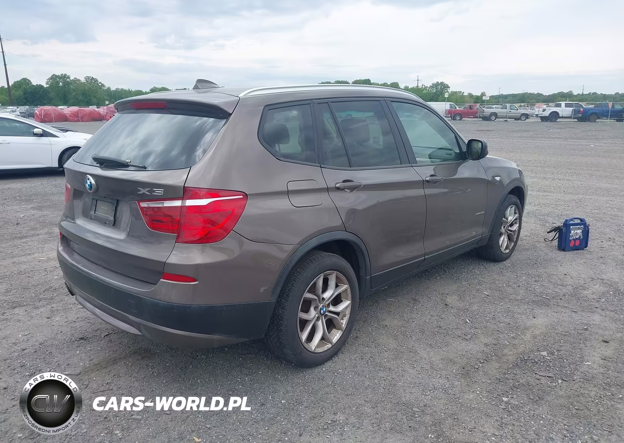 2011 BMW X3 xDrive35I VIN:5UXWX7C53BL735125 - 4