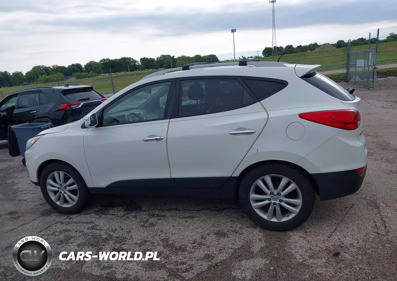 2013 Hyundai Tucson Limited VIN:KM8JUCAC0DU621462 - 14