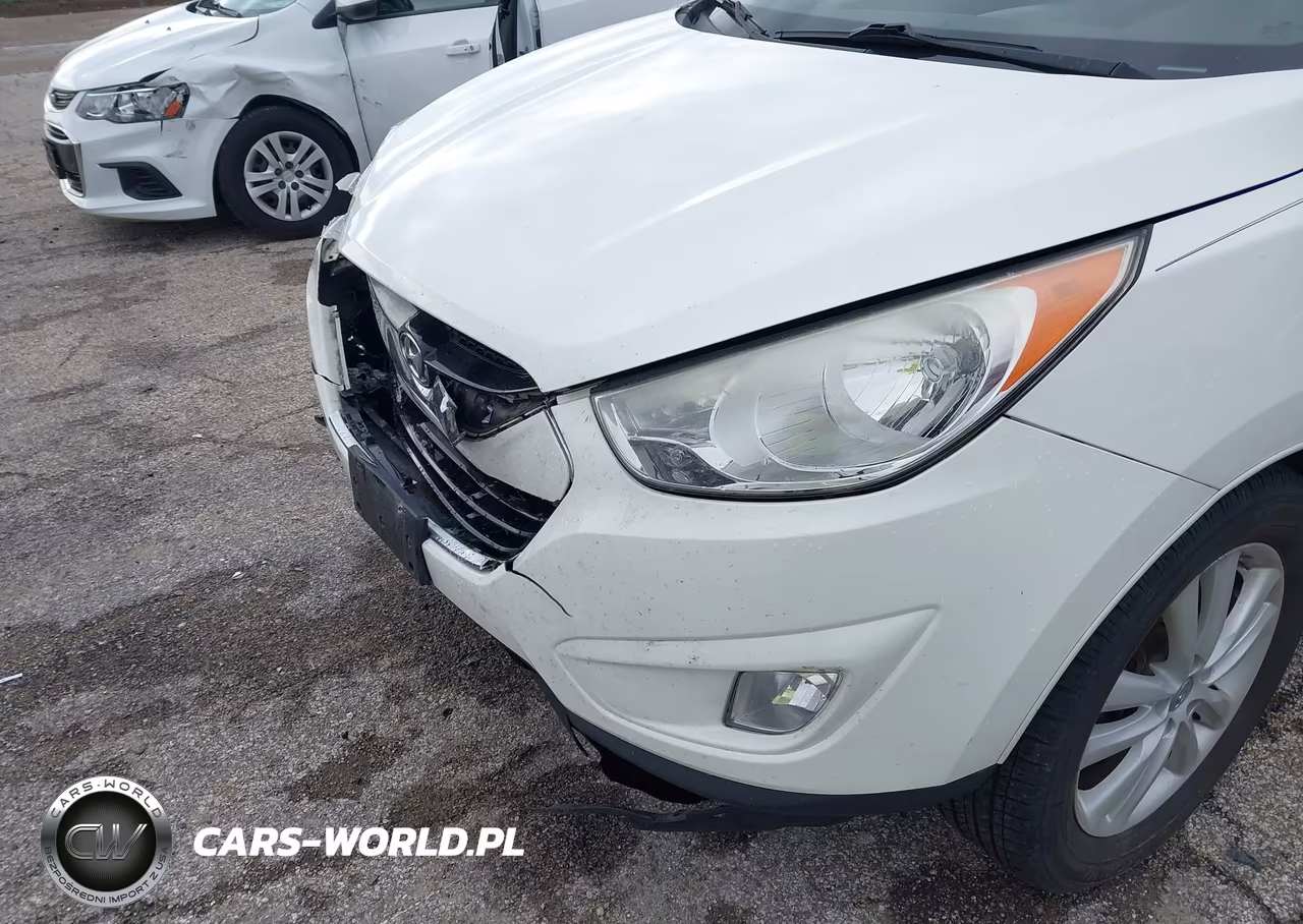 2013 Hyundai Tucson Limited VIN:KM8JUCAC0DU621462 - 6